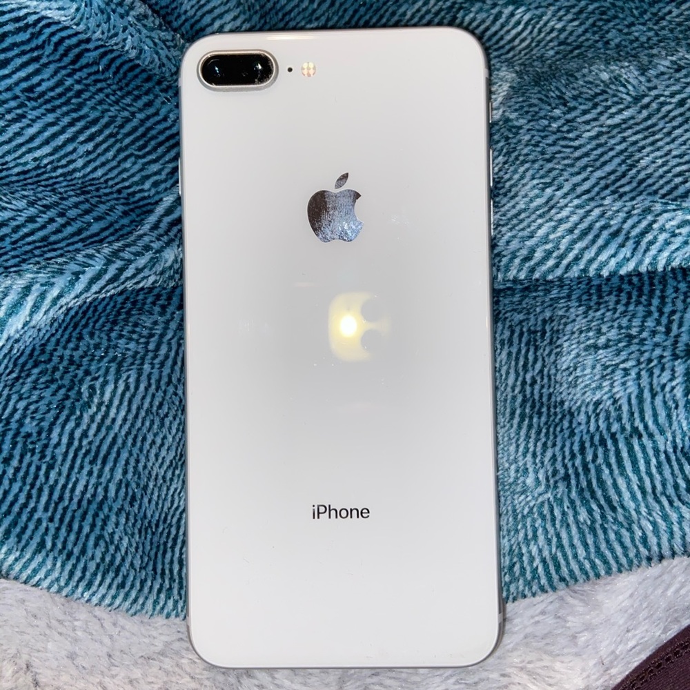 iPhone 8 Plus